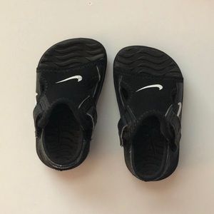 nike baby sandal